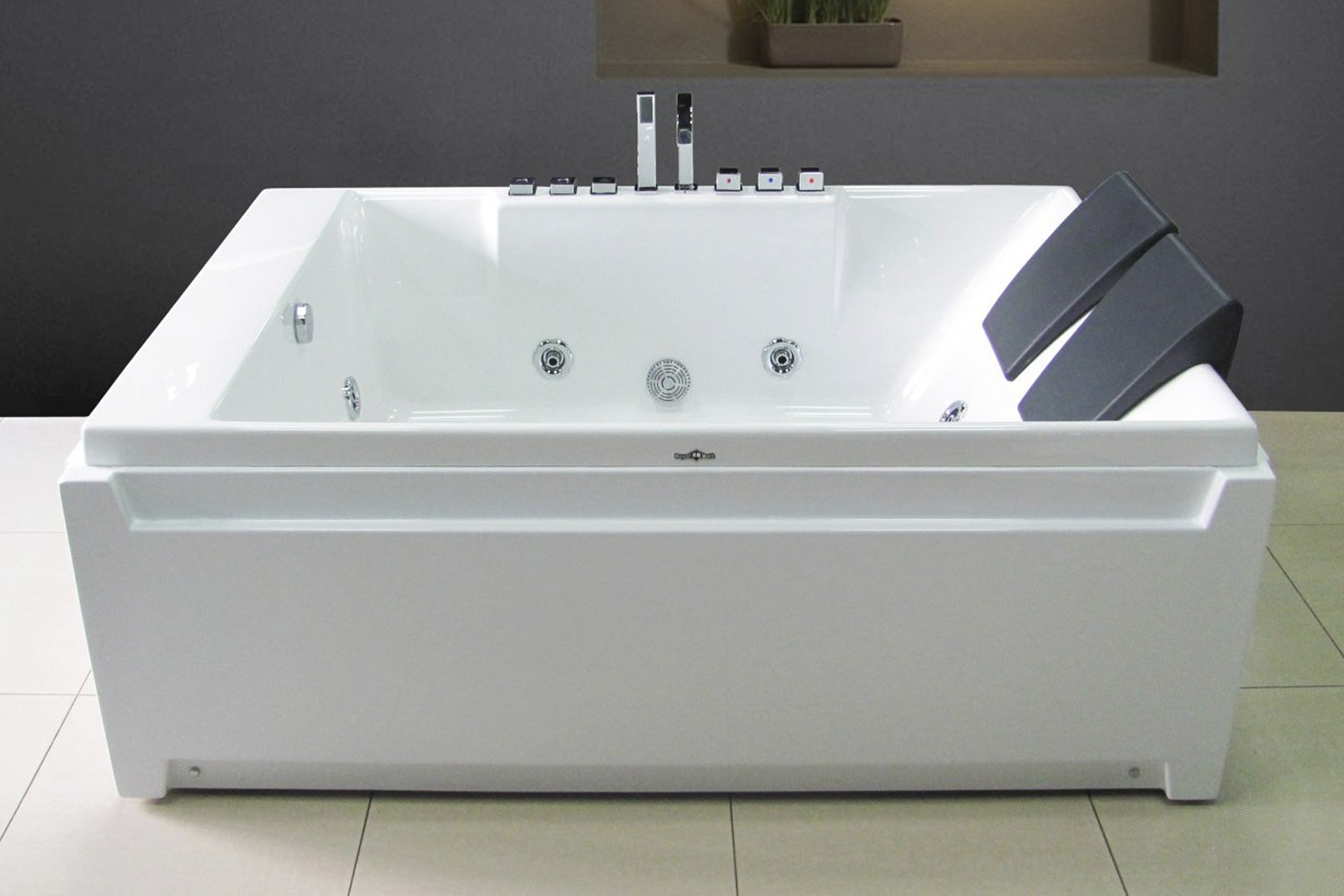 Акриловая ванна Royal Bath Triumph RB665100 180х120 в сборе