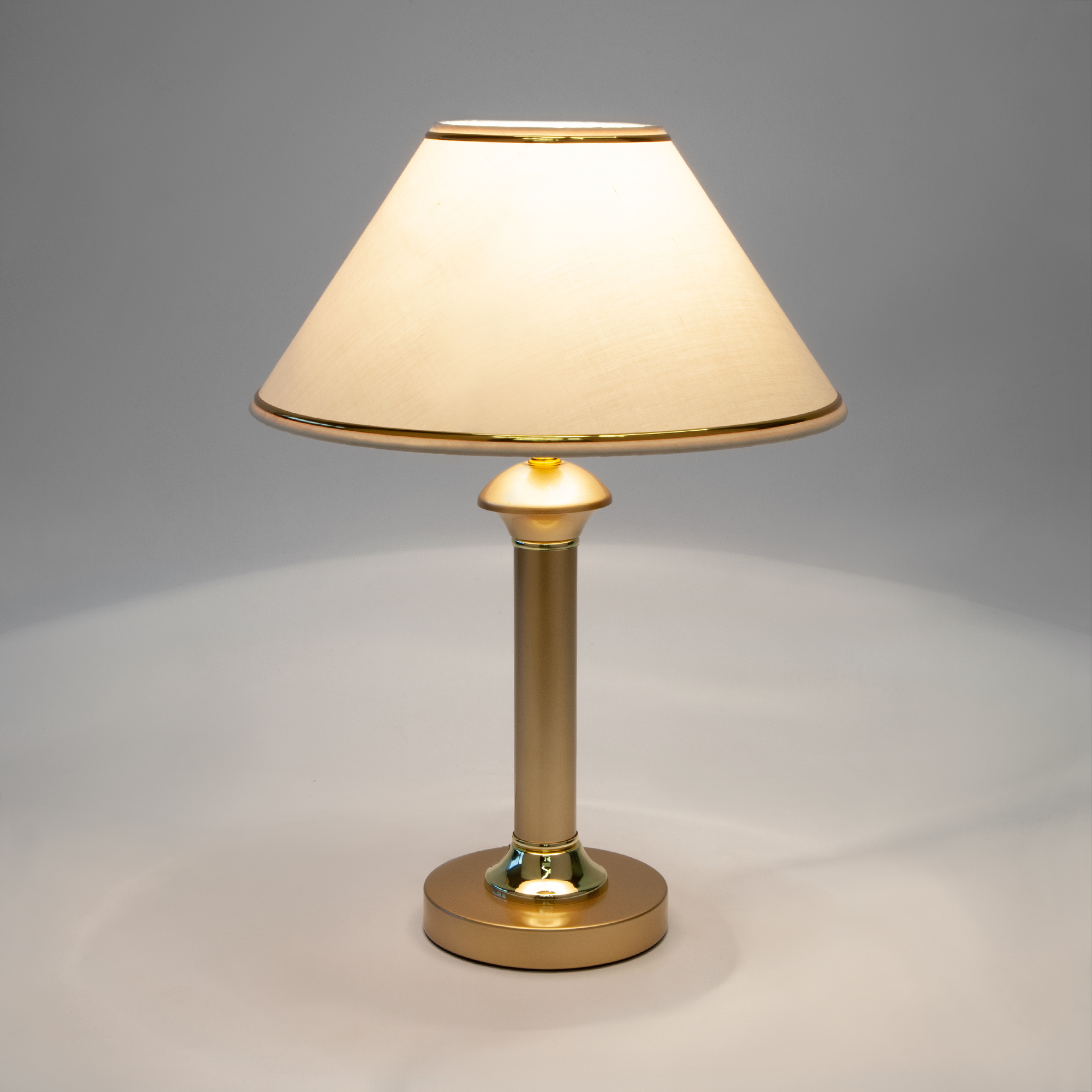 Настольная лампа Eurosvet Lorenzo 60019/1 4690389152870