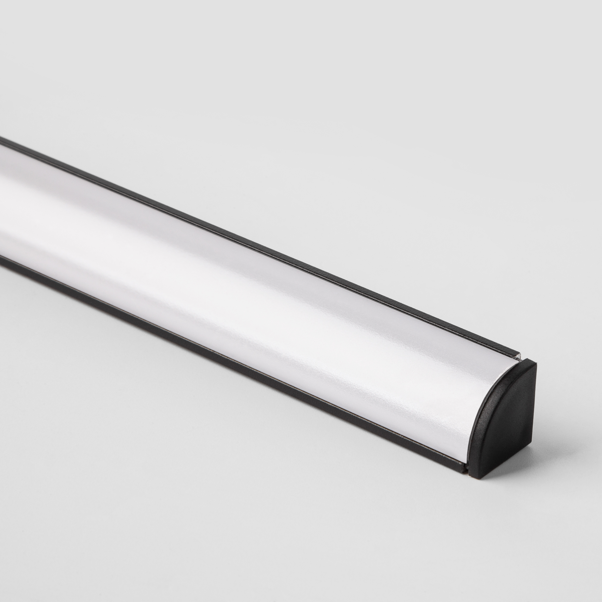 Угловой алюминиевый профиль чёрный/белый для светодиодной ленты Elektrostandard LL-2-ALP008 4690389170492
