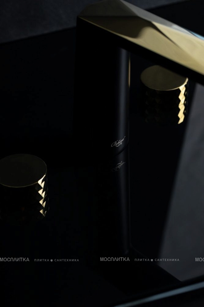 Смеситель Boheme Venturo 150-BG-DIAMOND для раковины, черный / золото - изображение 2