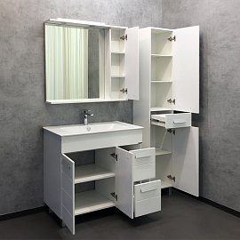 Зеркальный шкаф Comforty Модена М-90 00-00001641 белый матовый