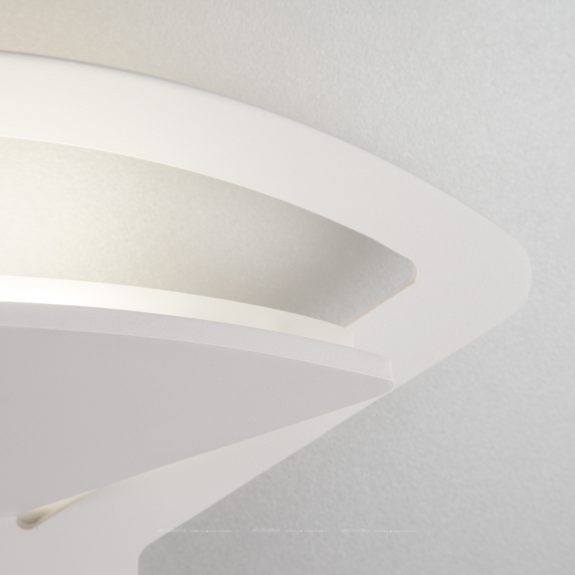 Настенный светодиодный светильник Elektrostandard Pavo MRL LED 1009 4690389136665 - изображение 3