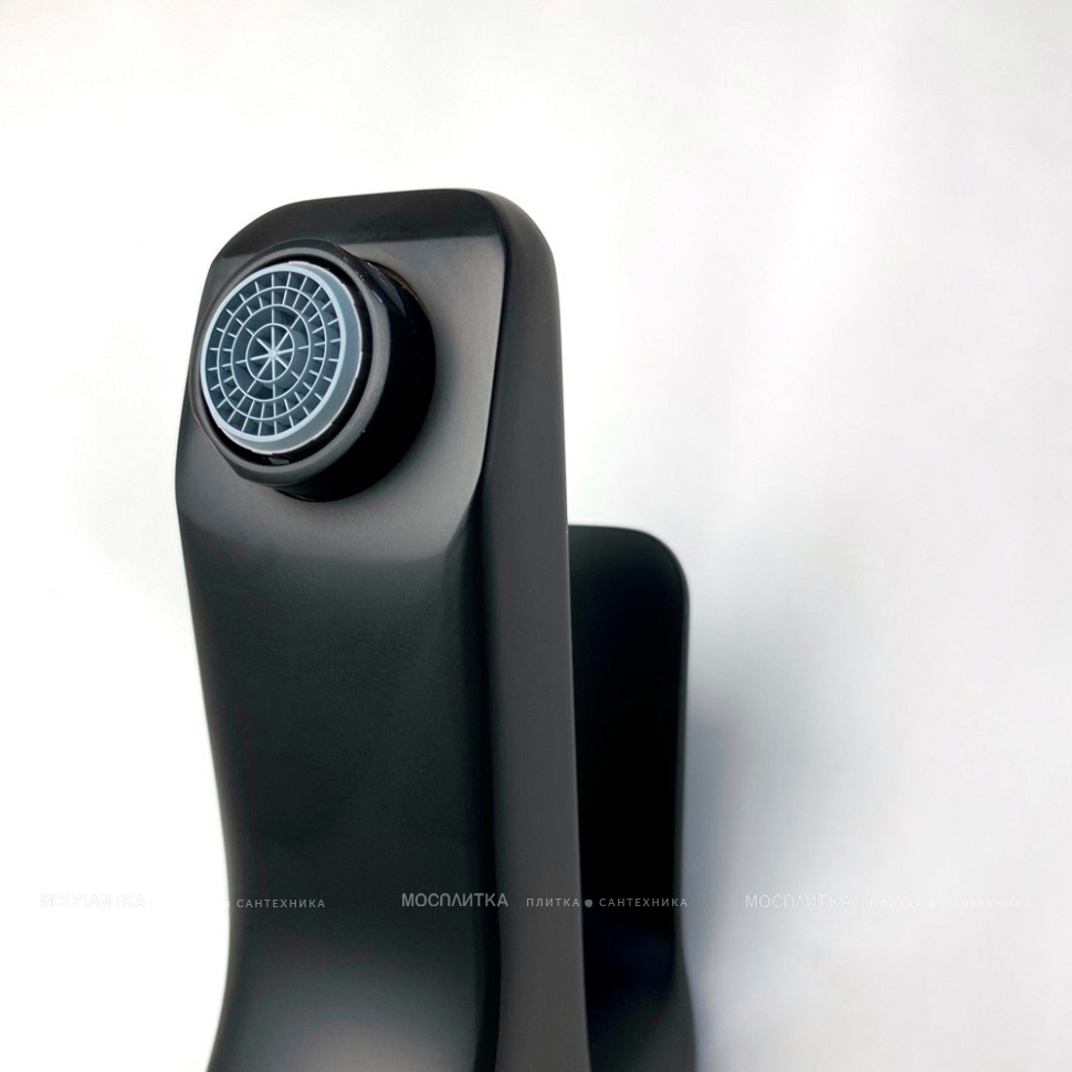 Смеситель для раковины с гигиеническим душем Paini Viva Style P4YO205/574 черный матовый - изображение 5