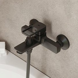 Смеситель Iddis Bild BILBL00i02WA для ванны с душем, черный
