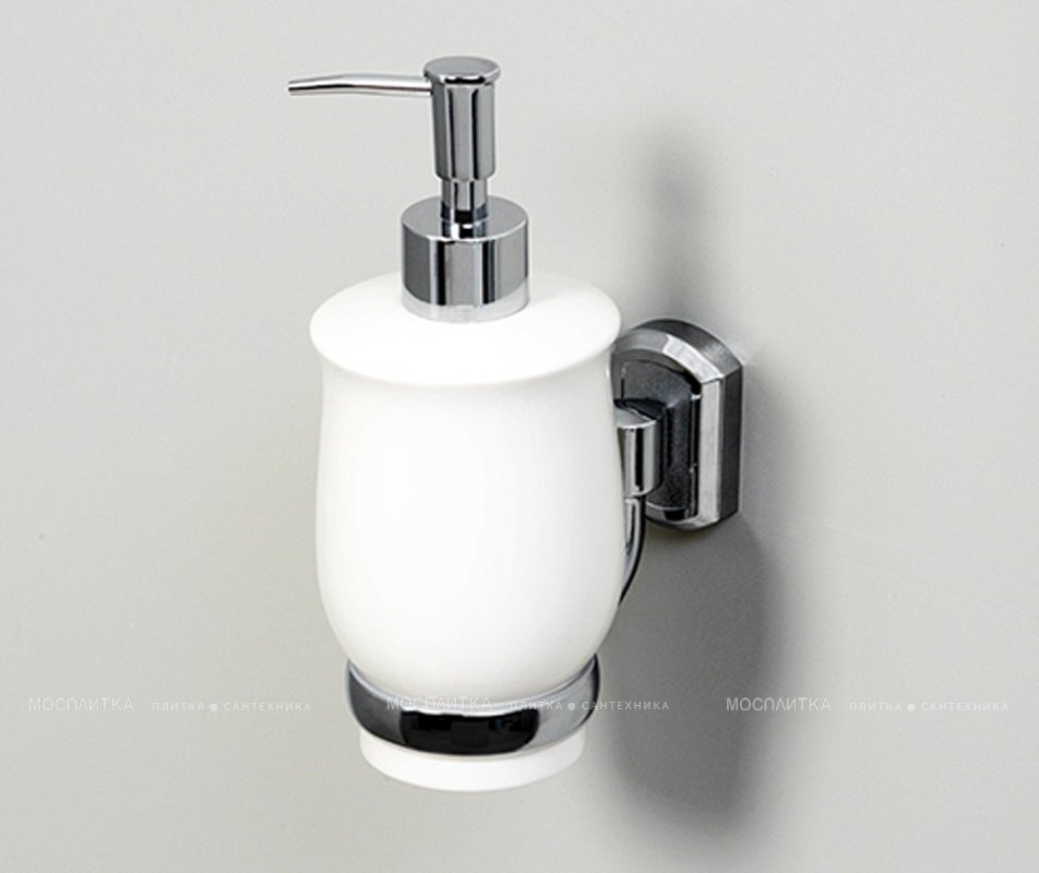 Дозатор для жидкого мыла с держателем WasserKRAFT K-24199 - изображение 3